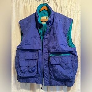 Vintage Wearguard vest in 80s colors. Lots of pockets. Size xl.